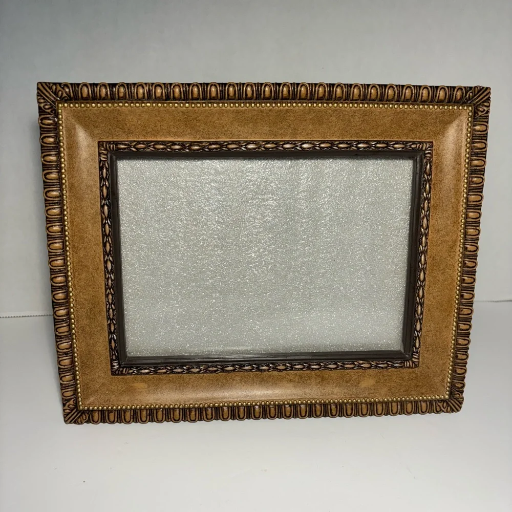Picture Frame 5X7 Photo Heavy Leather Look  Carved Faux? Wood Detail 7.5” X 9.5”